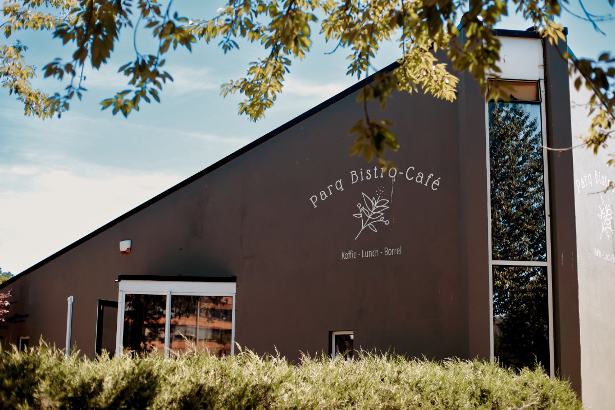 Parq Bistro Café